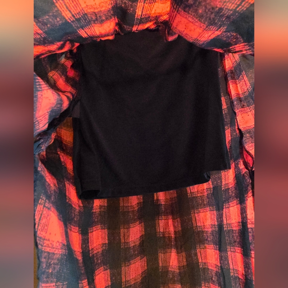 HOST PICK! 🎉🎊Volcom Red & Black Plaid Skirt SzM/12 See Measuments NWT - Picture 3 of 7